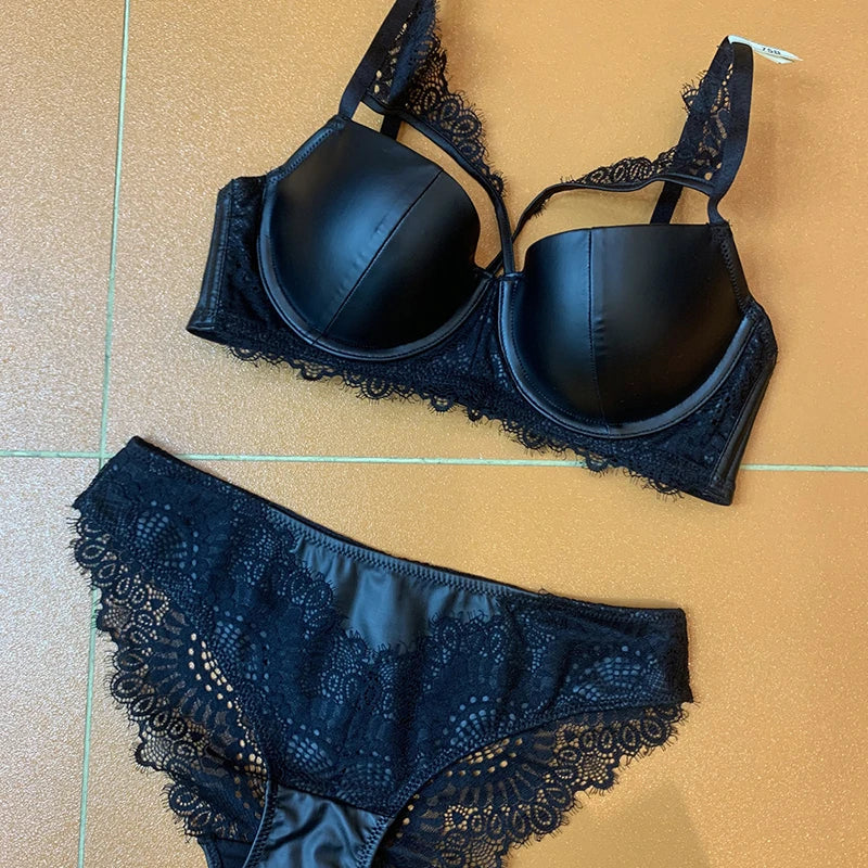 Sexy Lace Smooth Cup PU Leather Bra and Panties Set with Push Up Lacy Underwear Women Lingerie New style In Autumn and Winter