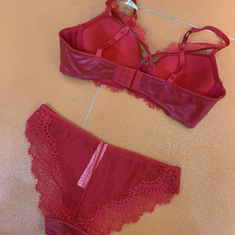 Sexy Lace Smooth Cup PU Leather Bra and Panties Set with Push Up Lacy Underwear Women Lingerie New style In Autumn and Winter