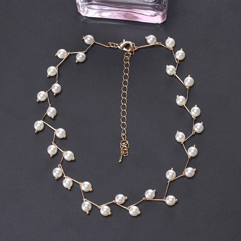 Wu's 2022 Imitation Pearl Clavicle Chain Neckband Simple Short Necklace Women's Jewelry Korean Collar Neckband Wholesale