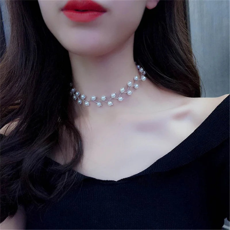 Wu's 2022 Imitation Pearl Clavicle Chain Neckband Simple Short Necklace Women's Jewelry Korean Collar Neckband Wholesale